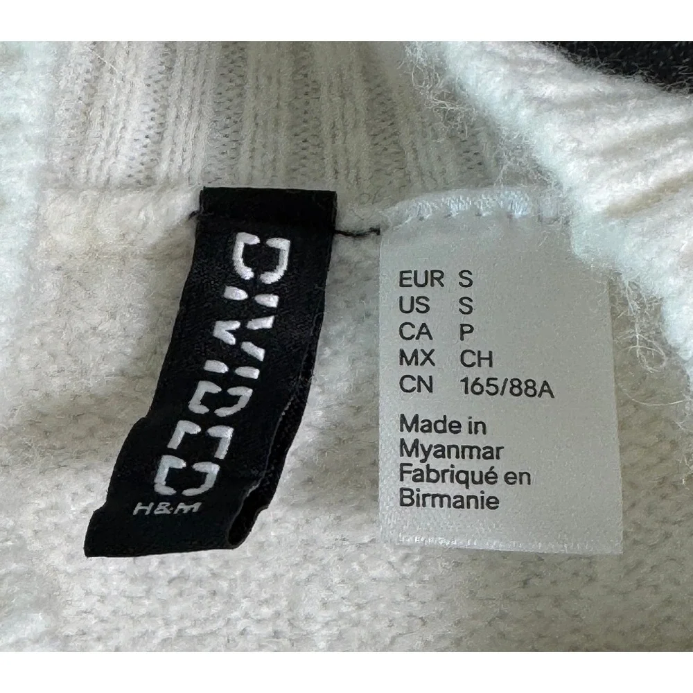 Divided Womens Sweater Small White Black‎ Geometric Mock Neck Knit Pullover